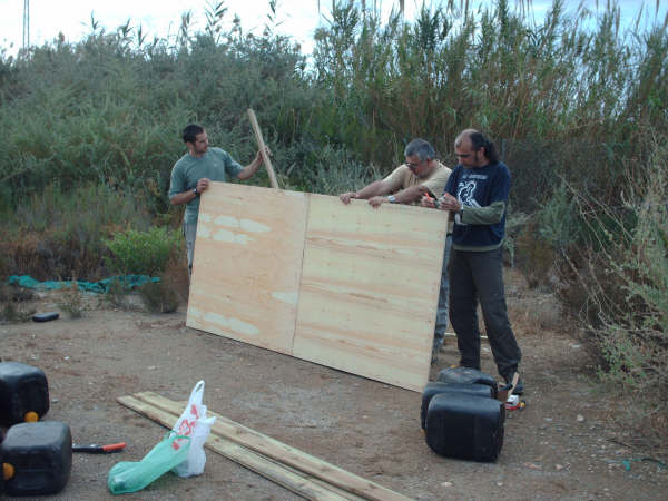 [Construcci%F3n+de+islas+(10).JPG]