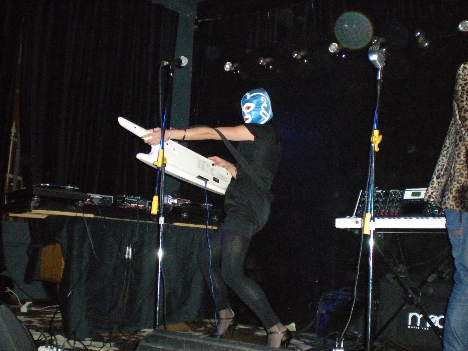 [DSCN0096.JPG]