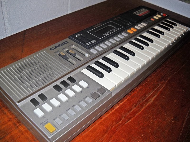 MATRIXSYNTHB Casio PT50 Vintage Mini Synth w/ 2 Rom Packs