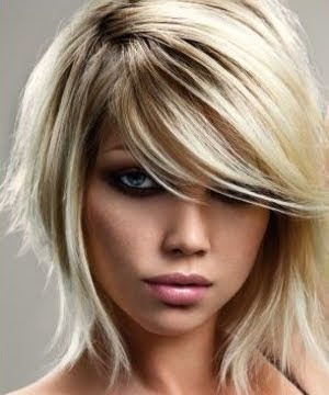 Taglio di capelli bello