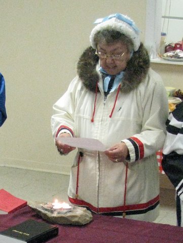 [Hilda,+Bible,+kudlik.bmp]