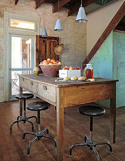 Fauna decorativa: Isla de cocina como mesa / Kitchen island as eating table