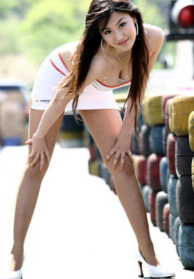 Girls And Cars 2011 Girls And Cars 2011