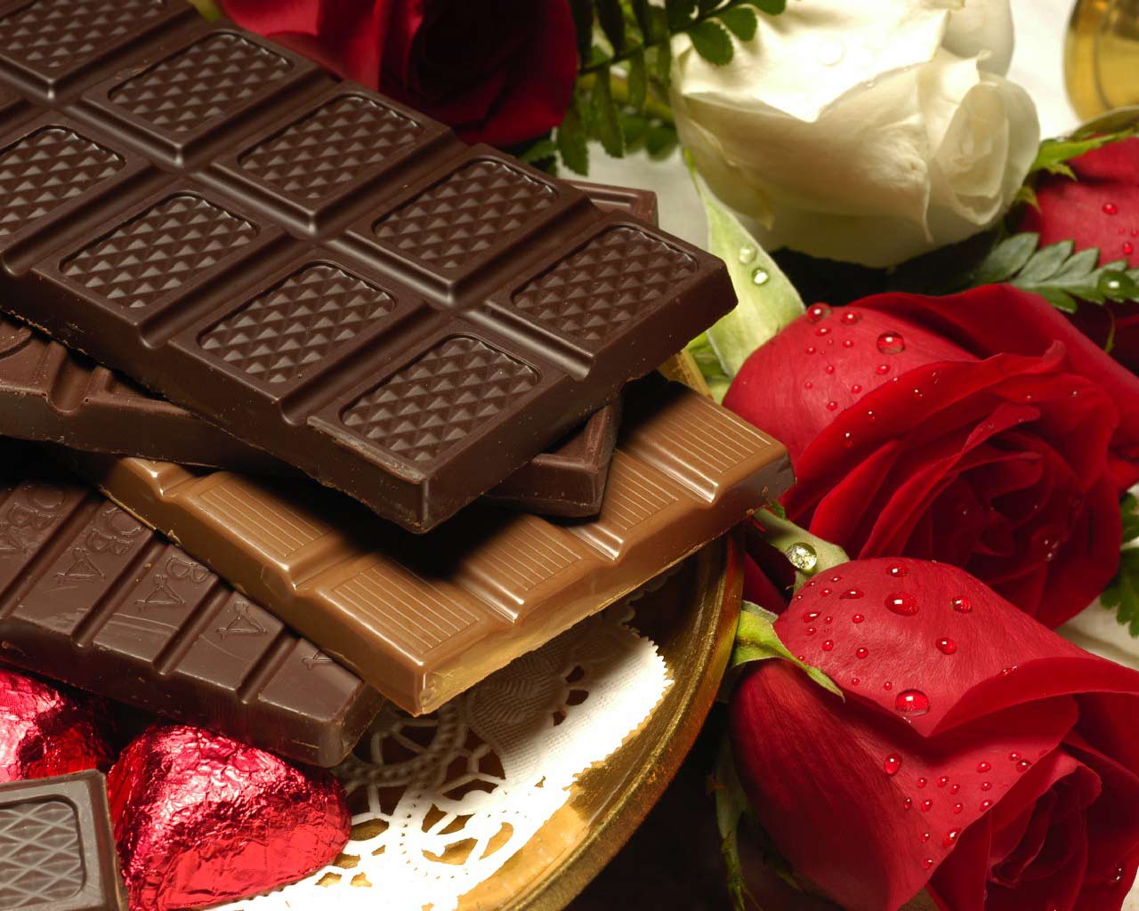 http://4.bp.blogspot.com/_rc43ddTv0Sc/TU_DKOQ6e9I/AAAAAAAAADE/PKaWr2u9Zvo/s1600/chocolate.jpg