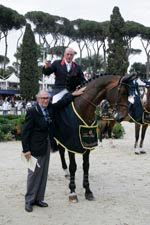 L'intramontabile D'Inzeo premia John Whitaker