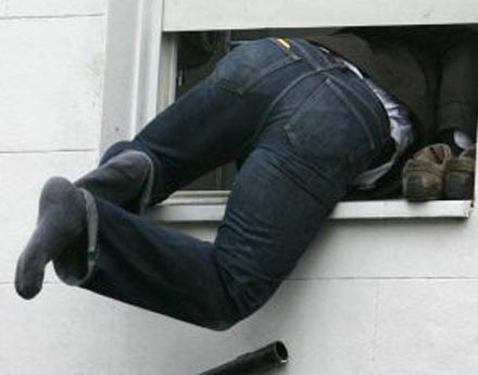 [Burglar.jpg]