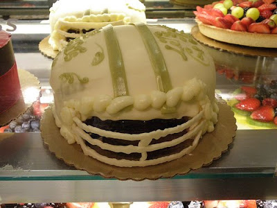 football helmet cake. Football Helmet Cake.