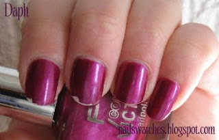 P2 Stylish p2 stylish magenta frost shimmer nail polish nailswatches