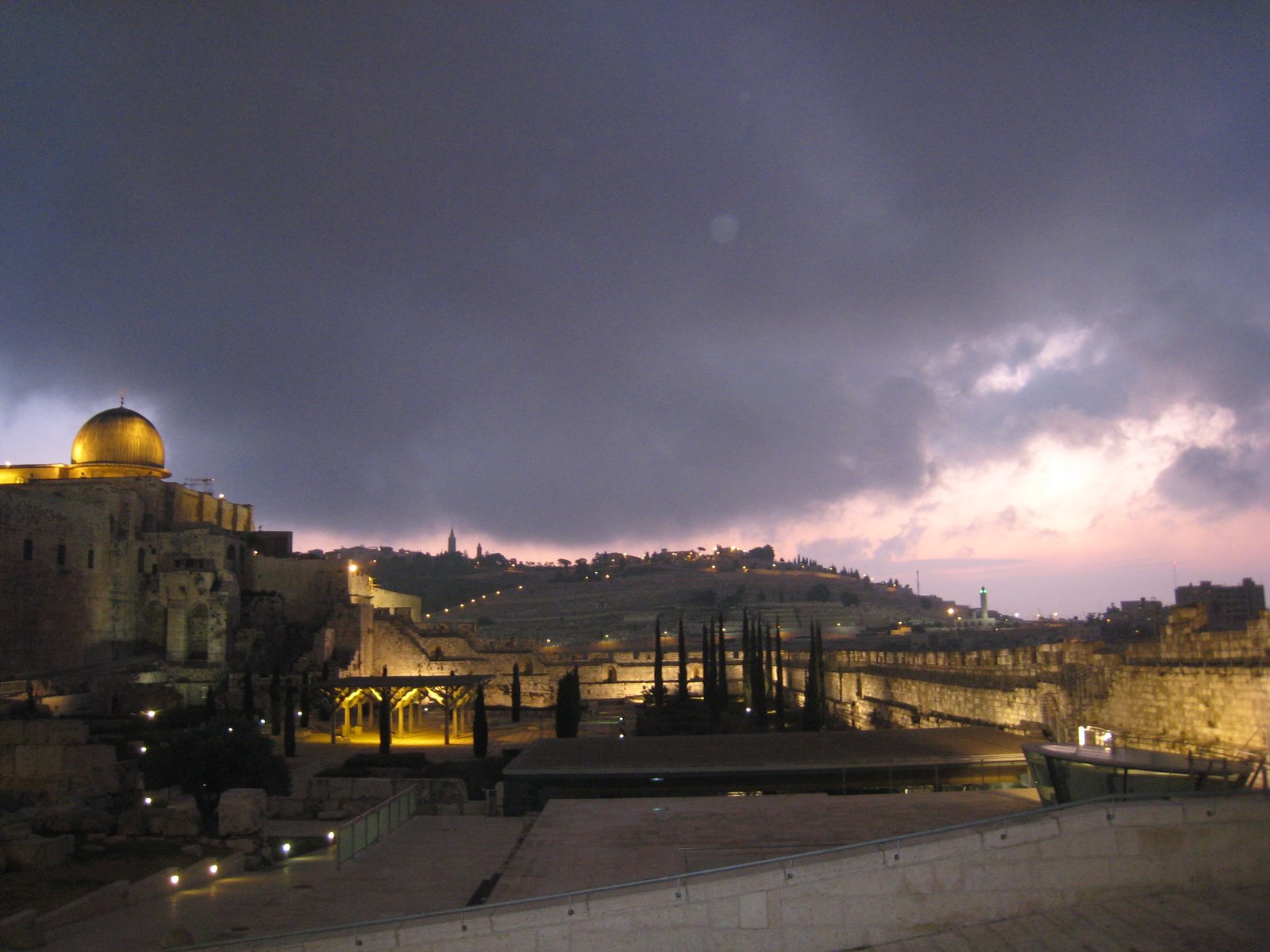 [IMG_8946.JPG]