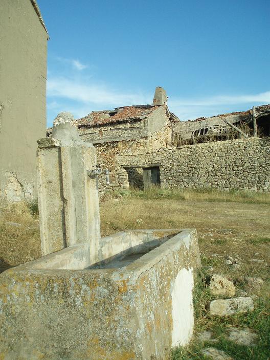 La Villa Deshabitada Torrecilla del Ducado, de Guadalajara a Soria en