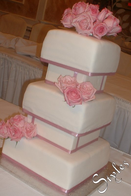 Modern Wedding Cakes, Wedding Cake Toppers, Wedding Cakes Pictures Modern Wedding Cakes, Wedding Cake Toppers, Wedding Cakes Pictures