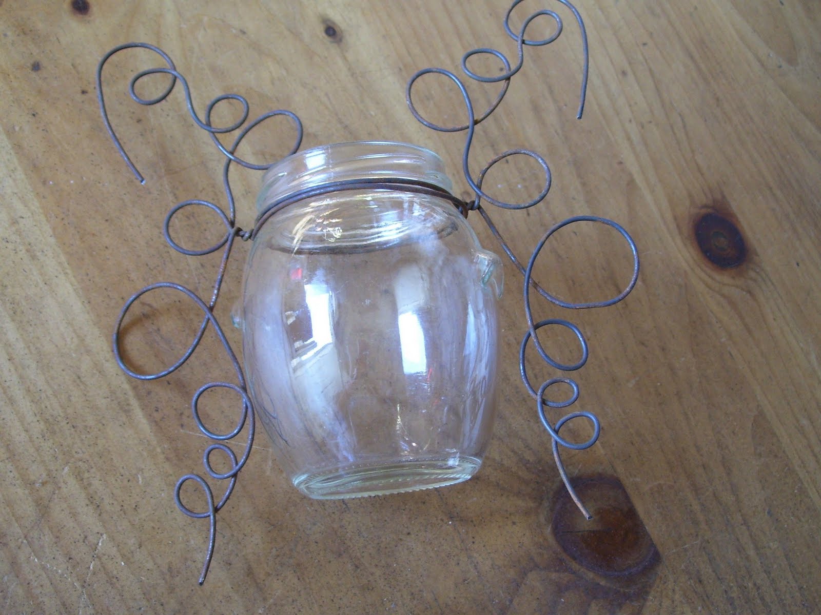 PeridotsGardenBlog How to Make a Wire Hanging Candle Holder!