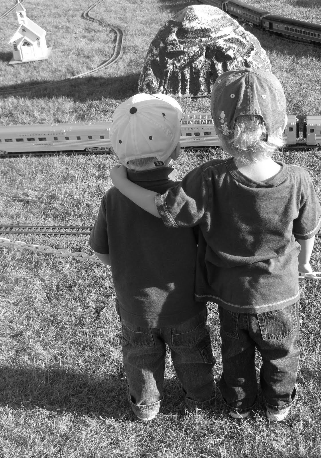 [Brothers+at+famday.jpg]