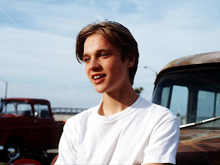 Devon+sawa+fat
