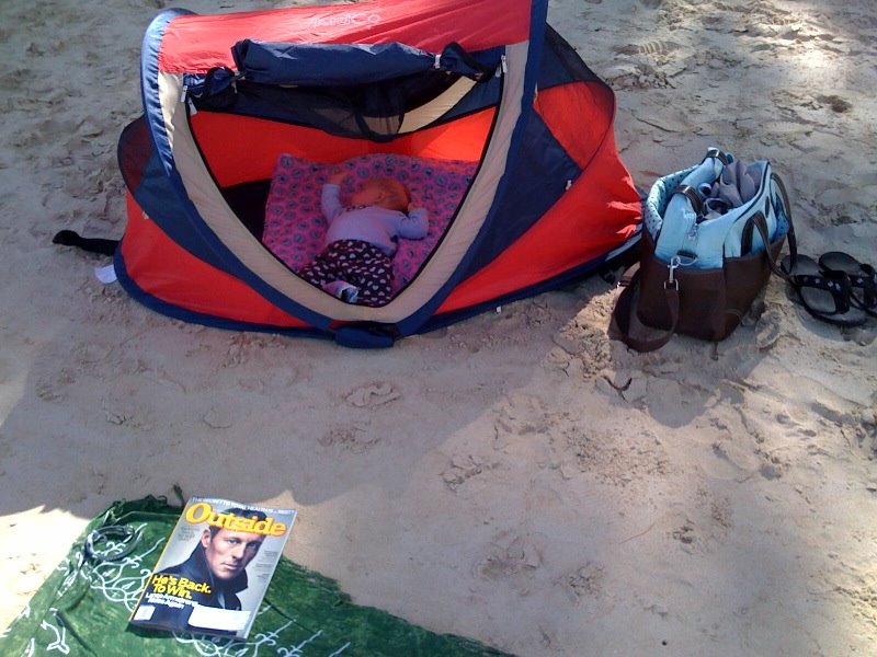 [beach+tent.bmp]