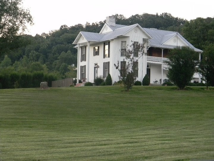 Vanishing Eastern Kentucky Doc Fraley House, Willard, Carter County