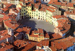 Lucca: piazza dell'Anfiteatro