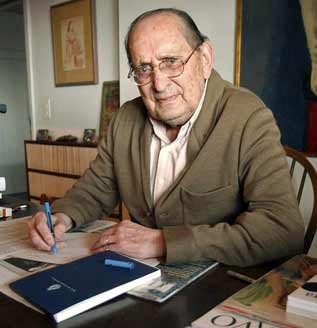 [migueldelibes-escritor.jpg]