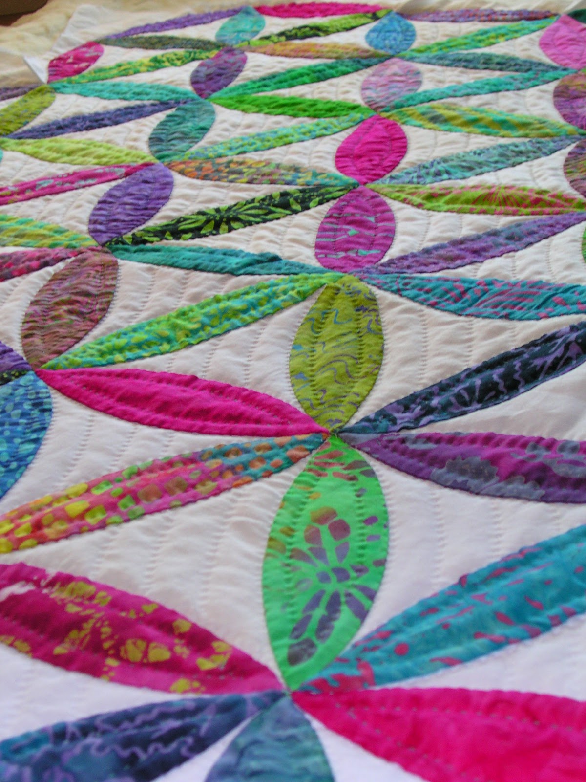 Applique Addict Joseph's Coat Quilting