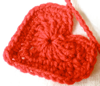 Crocheted Heart Motif - Free Crochet Pattern