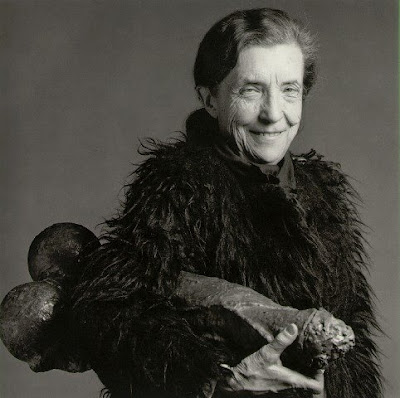 intimate geometries the art and life of louise bourgeois