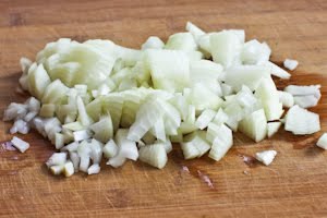 [cannellini-kale-soup-1-kalynskitchen.jpg]