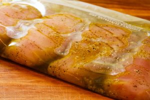 [parmesan-chicken-marinating-kalynskitchen.jpg]