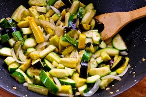 [summer-veg-stirfry-veg+cook-kalynskitchen.jpg]