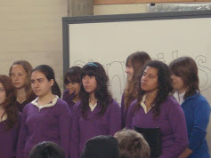 CORO LICEO DAU, participando en encuentro coros, 6 octubre 2009