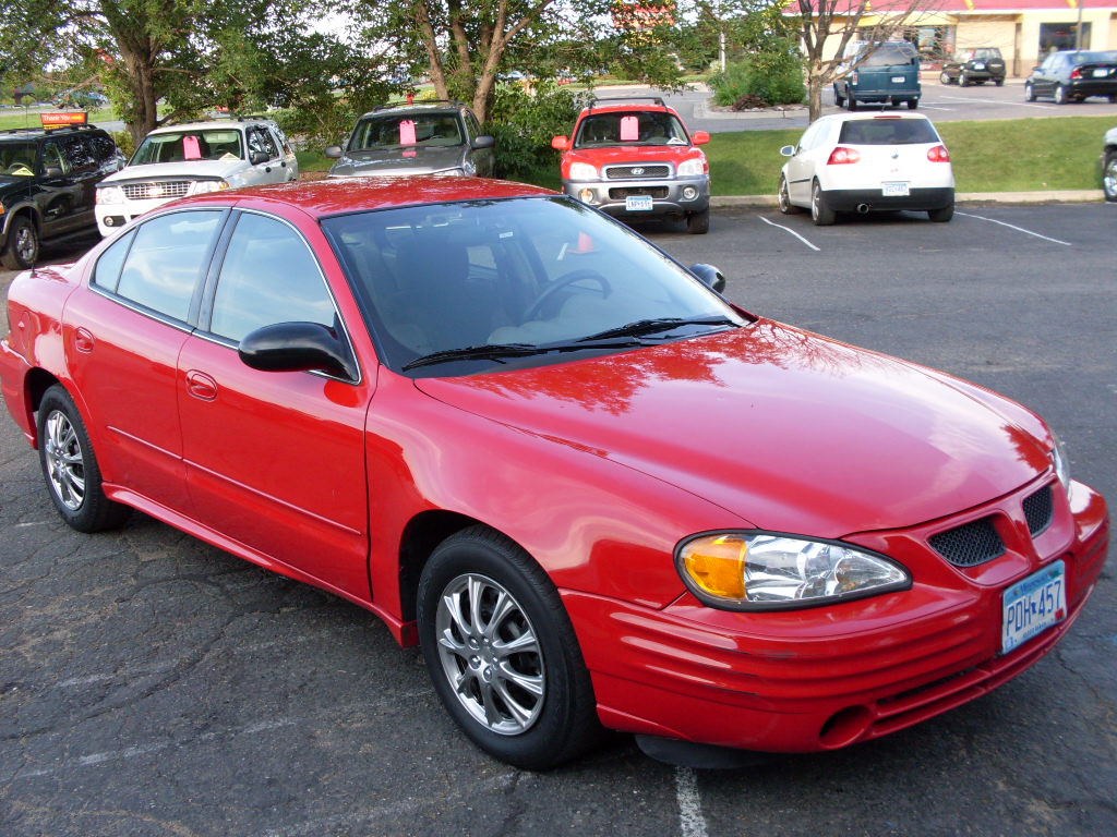 Ride Auto 2004 Pontiac Grand Am SE
