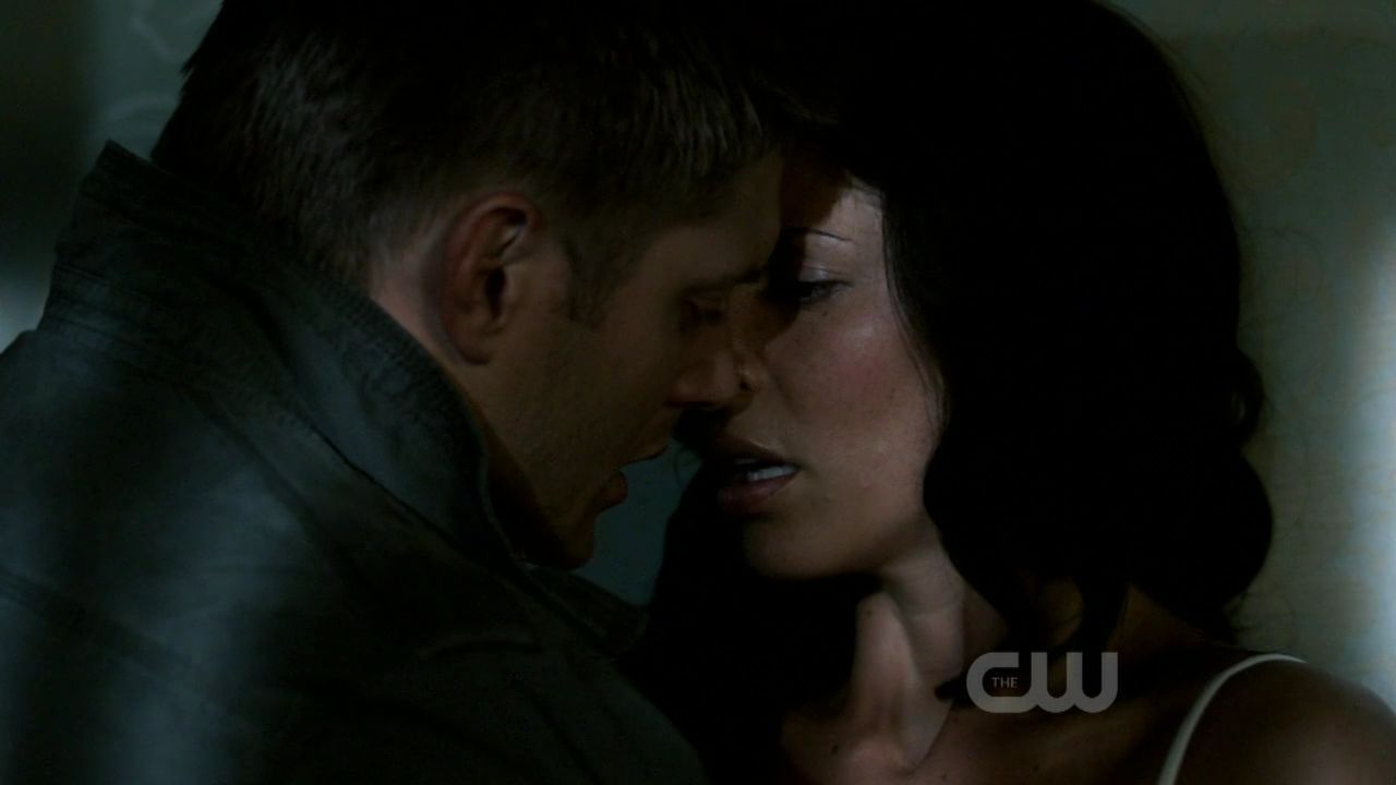 Supernatural... - Page 35 Dean+and+Lisa+hot