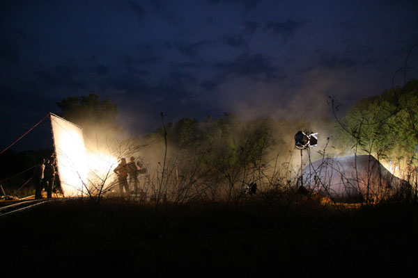 [production+still+UNKNOWN+FORCES+2007.jpg]