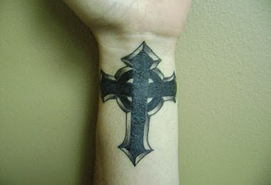 pictures of Celtic cross tattoos