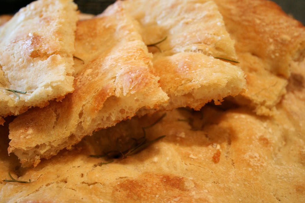 Lisa Cooks Pizza Bianca