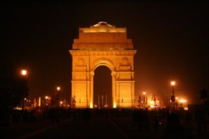 [India-Gate-At-Night-0.jpg]