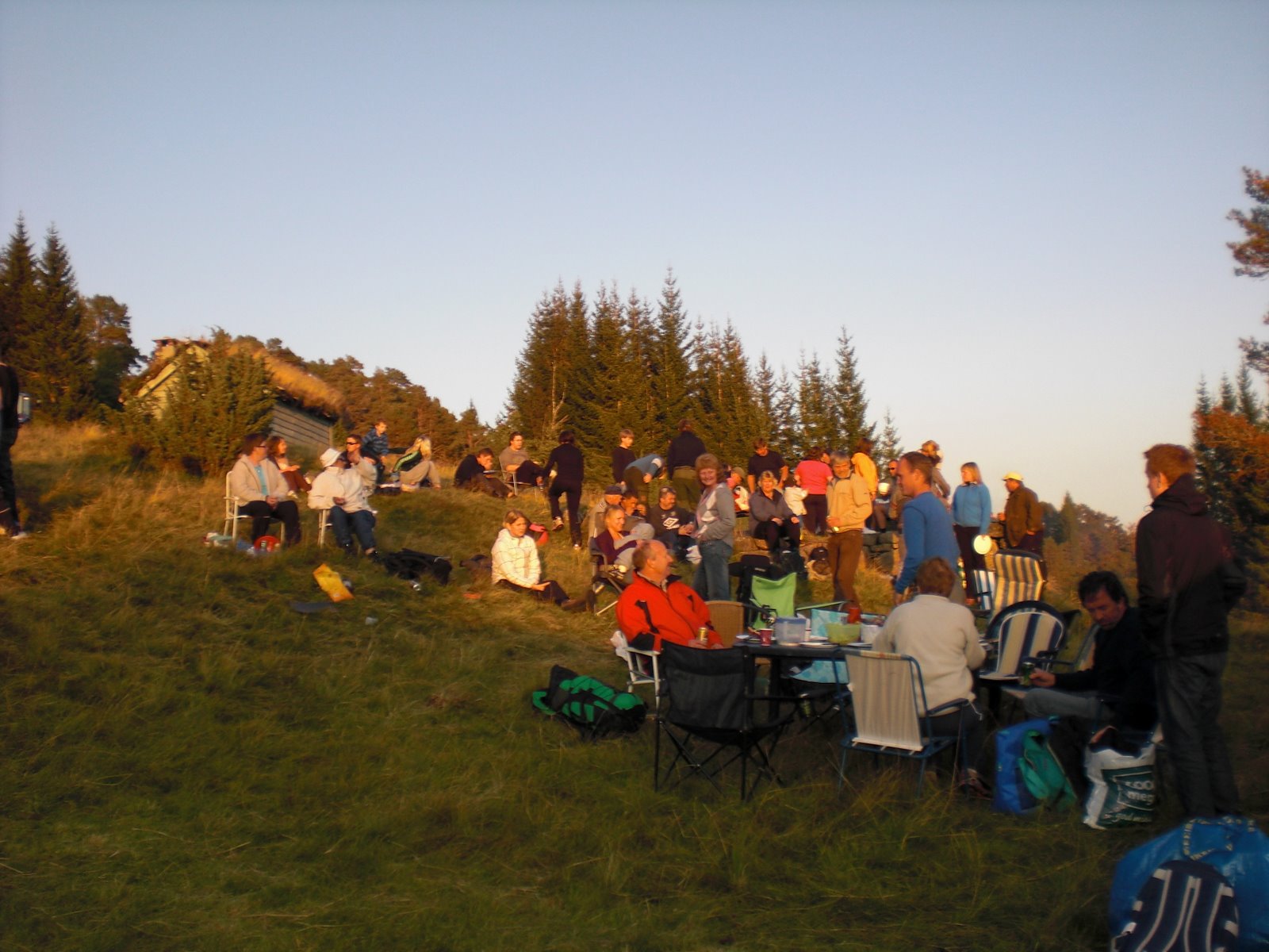 [støylsfest+på+alsstøylen+055.JPG]