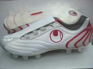 uhlsport football boots