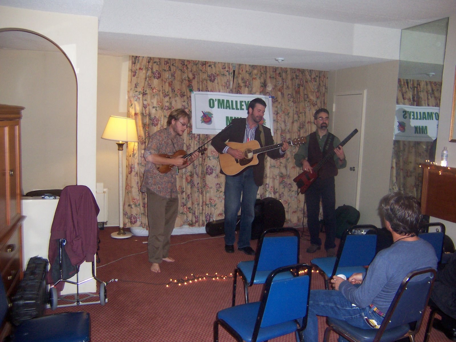 [Dave+Rowe+Trio.JPG]