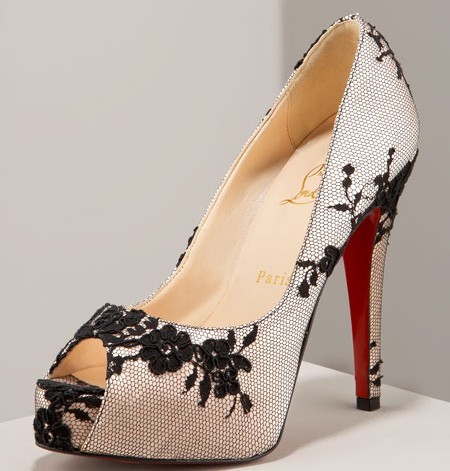 [lace+hp.jpg]