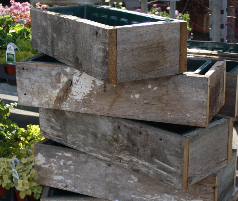 The Pure Gardener Inc Just In Barn Wood Raised Beds And Table