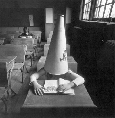 [Dunce+Cap.jpg]