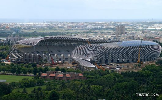 Primeiro estádio com energia solar Primeiro estádio com energia solar