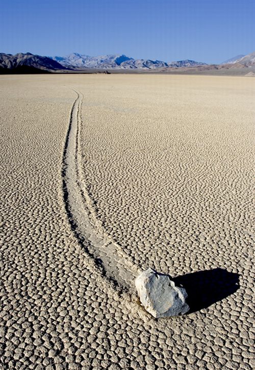 Sailing Stones, as pedras que andam