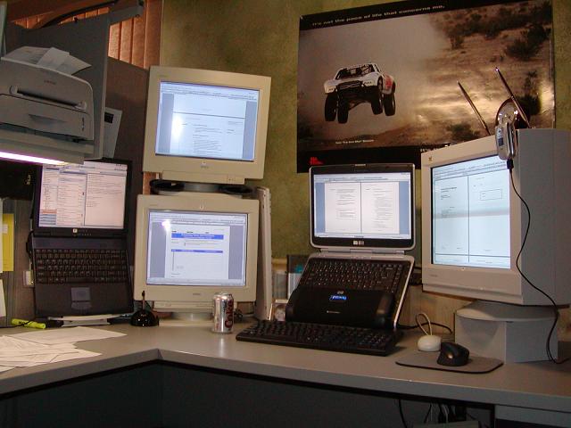 [crazy+monitors.JPG]