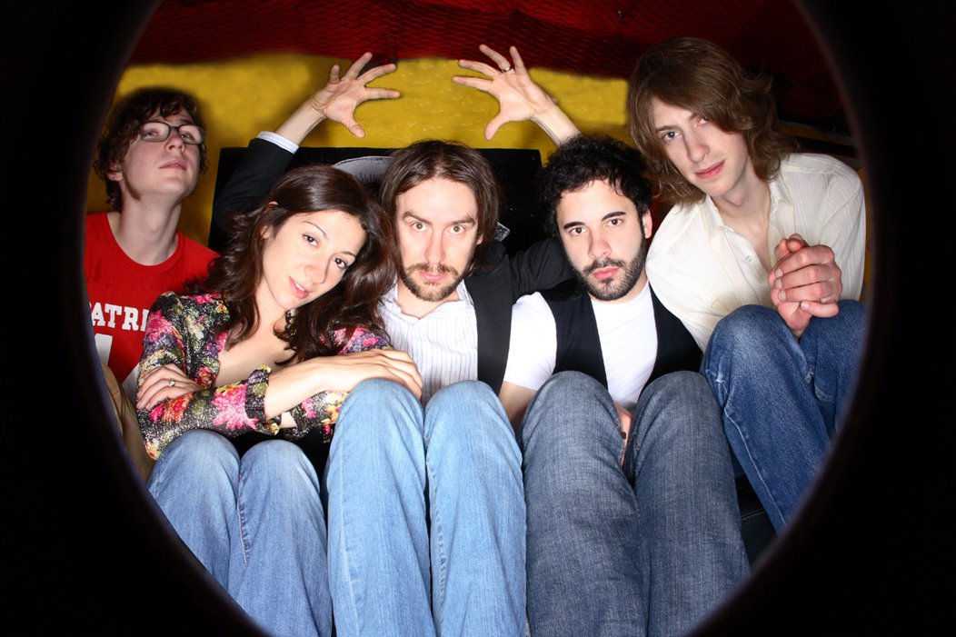 [golden_dogs_large.jpg]