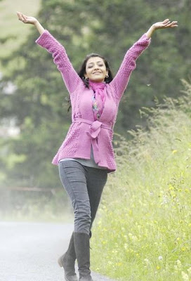 magadheera heroine kajal agrawal latest hot images gallery @ www.telugubhamalu.blogspot.com