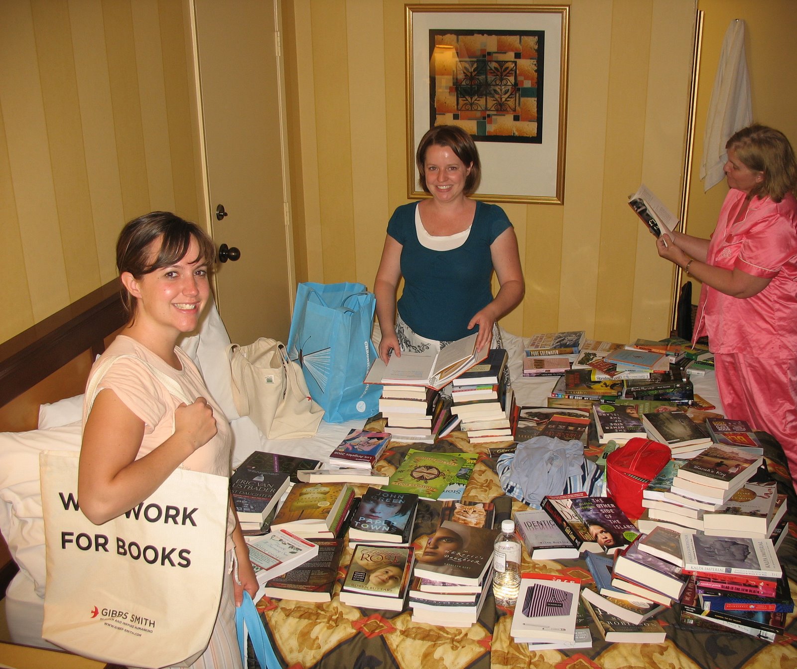 [Used+Book+Store-Hotel.jpg]