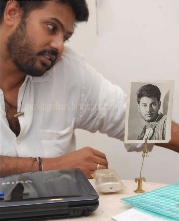 [tamil-actor-jeevan-latest-pics-images-stills-photos-04.jpg]