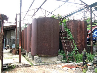 錆びた発酵槽