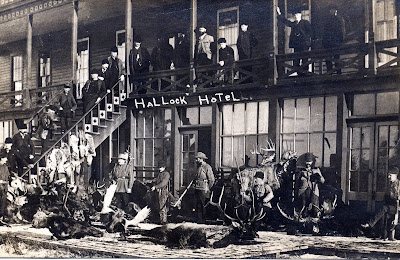 The Hallock Hotel during its heyday